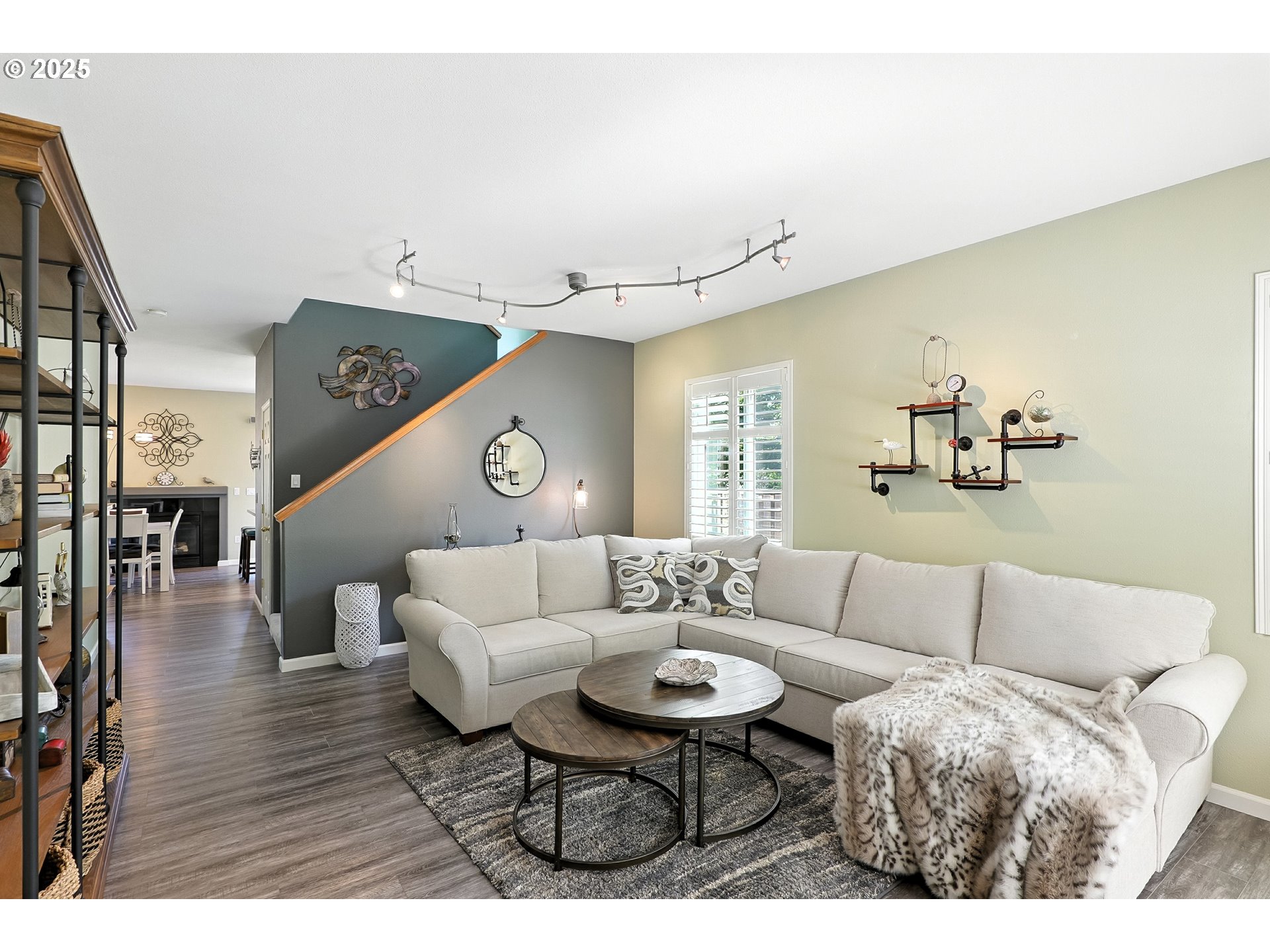 23662 SW PINEHURST DR