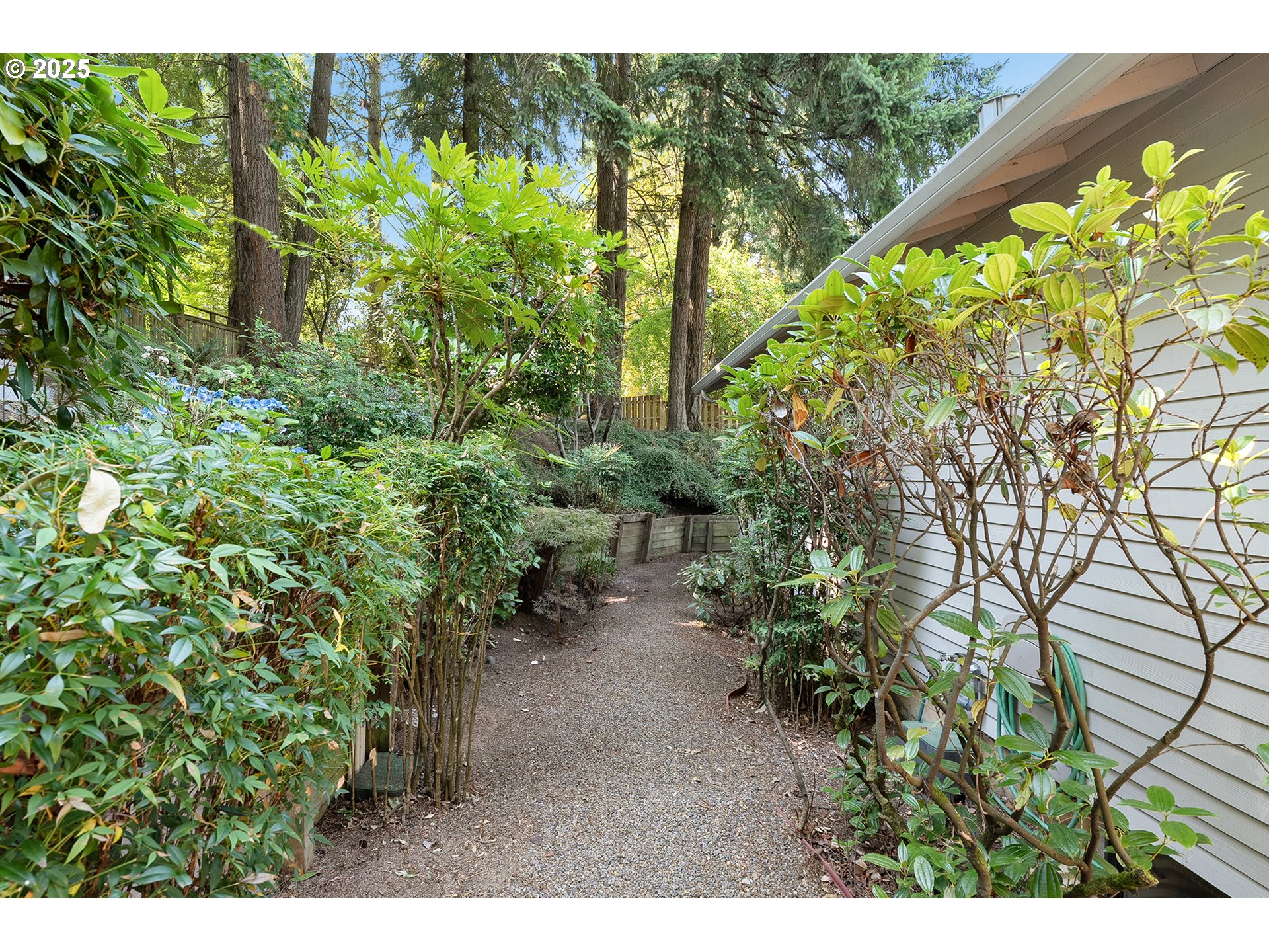 14304 SW STALLION DR