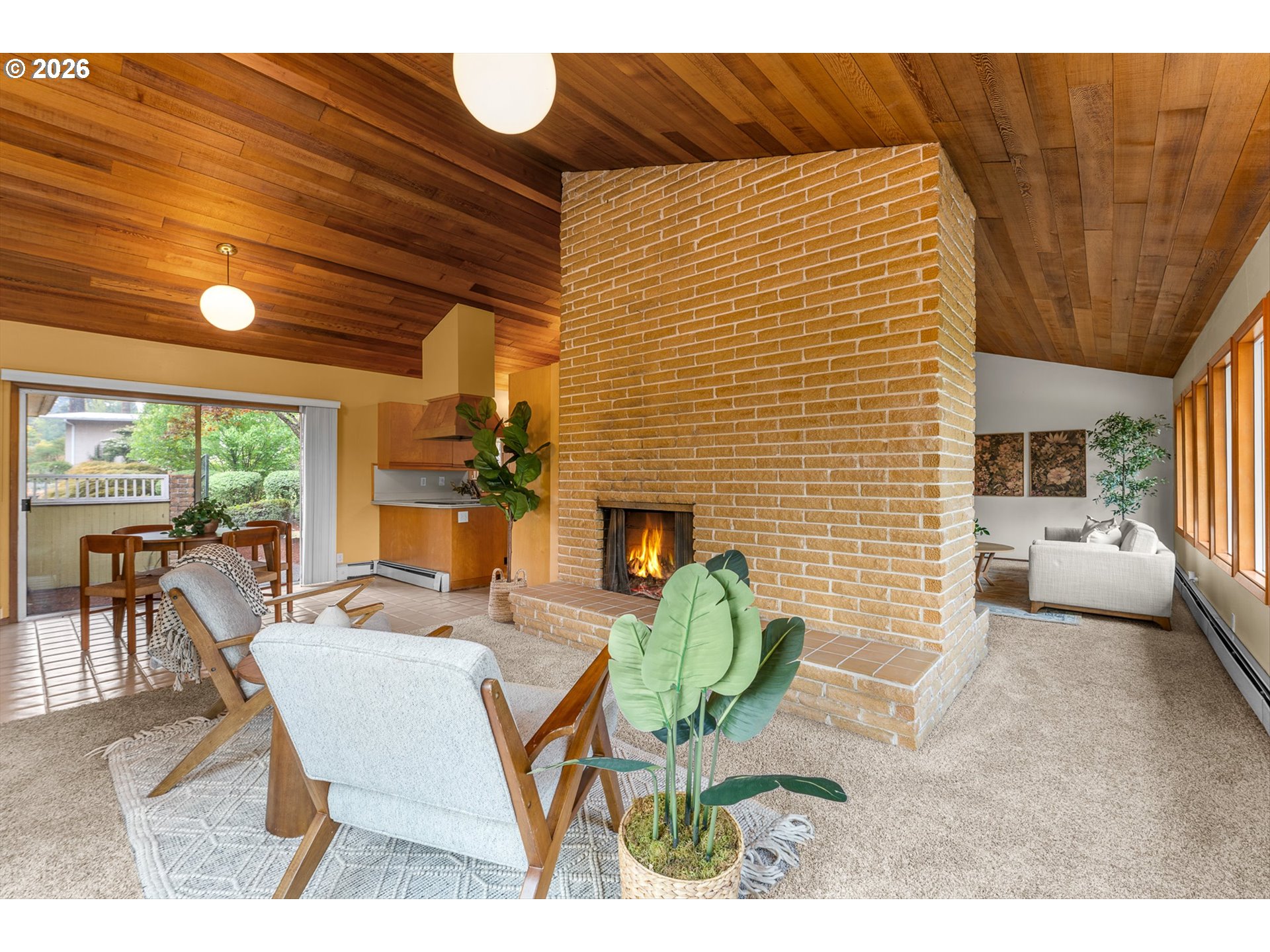 1470 SE 37TH AVE