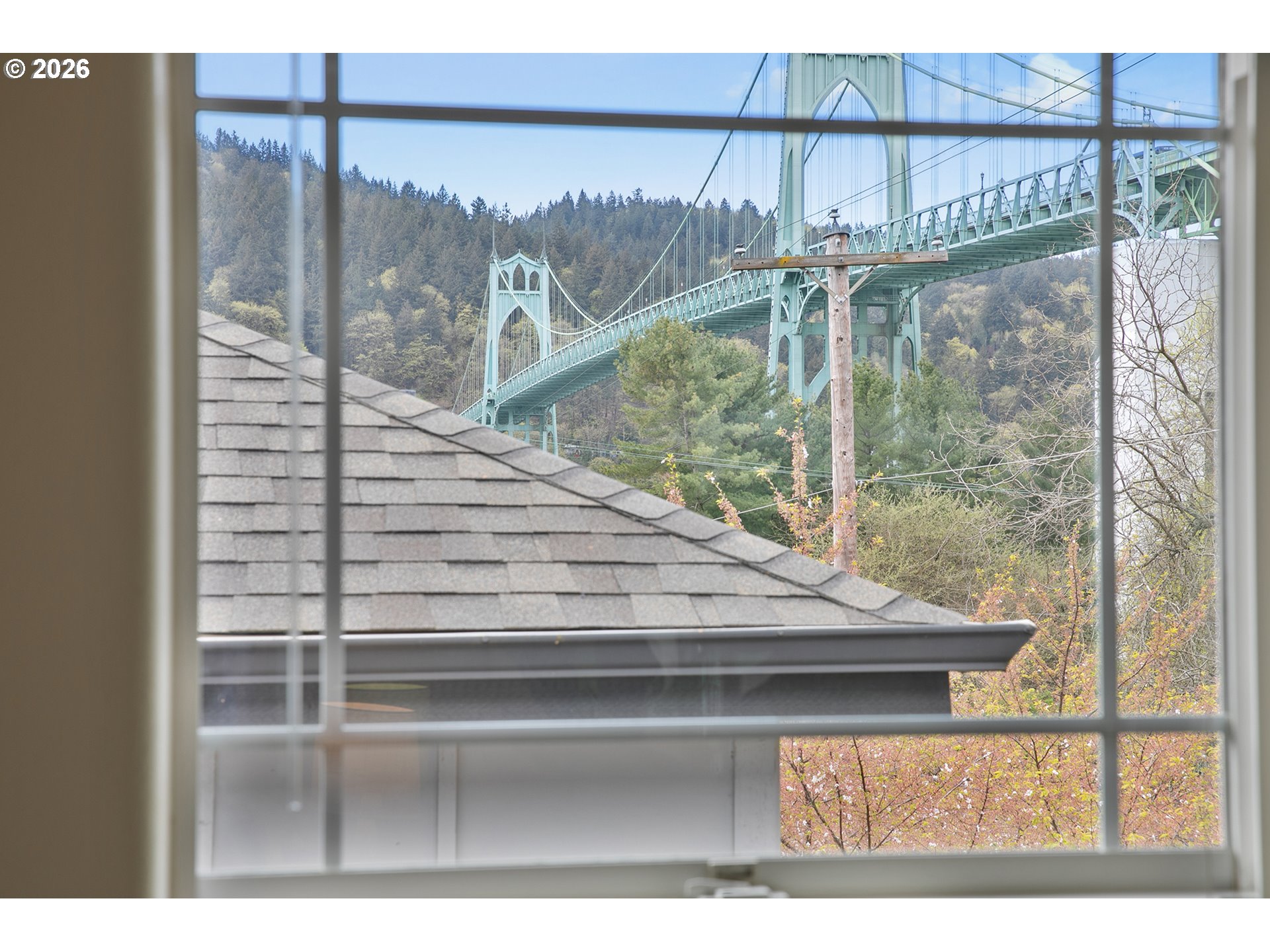 6748 N PITTSBURG AVE