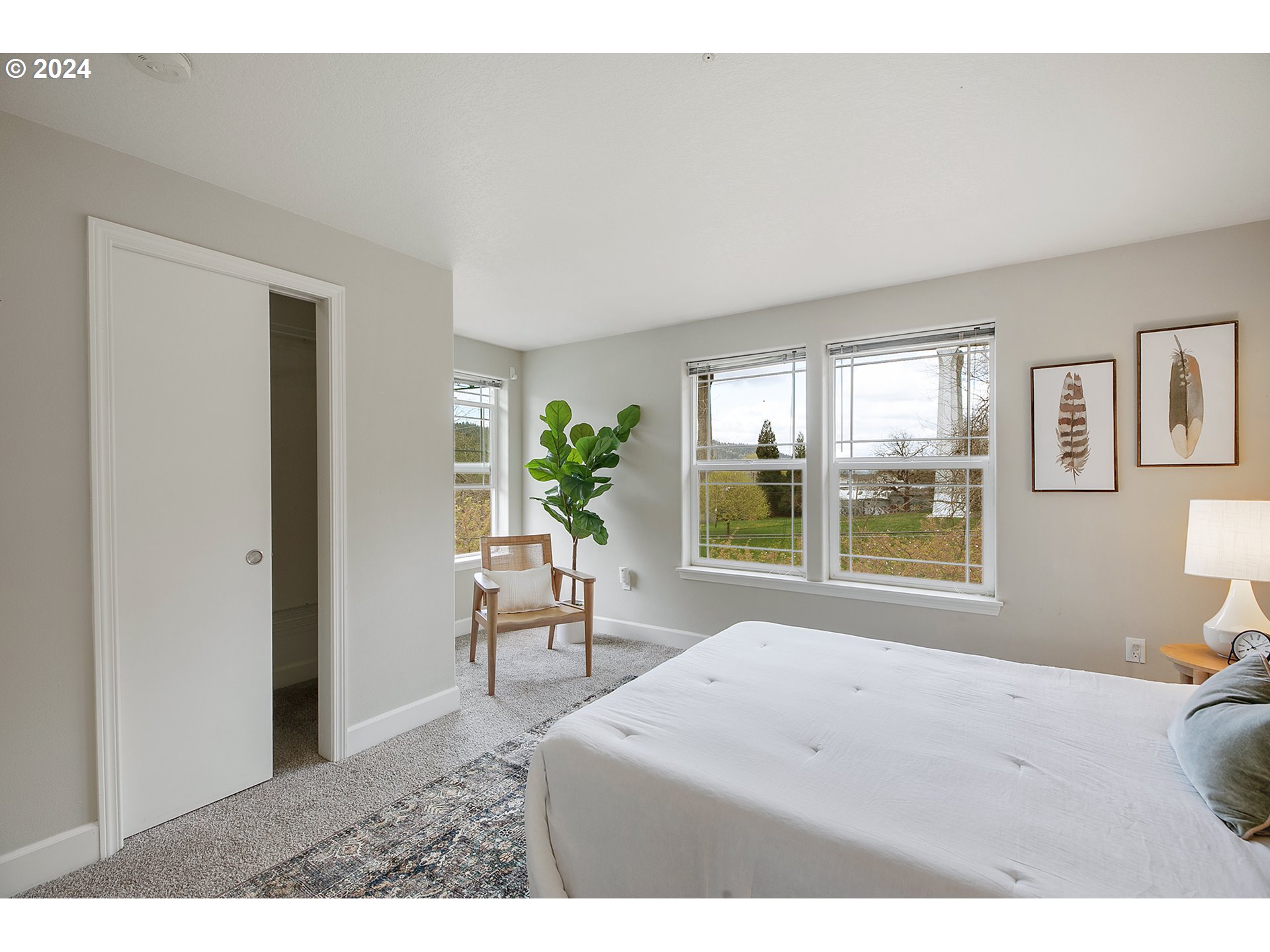 6748 N PITTSBURG AVE