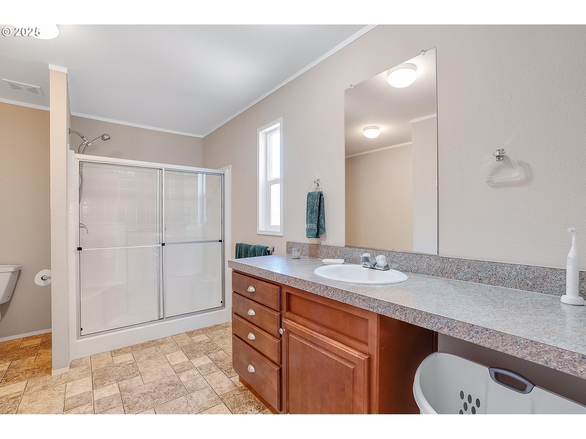 830 N MAIN ST 1, Mt. Angel Unit: 1