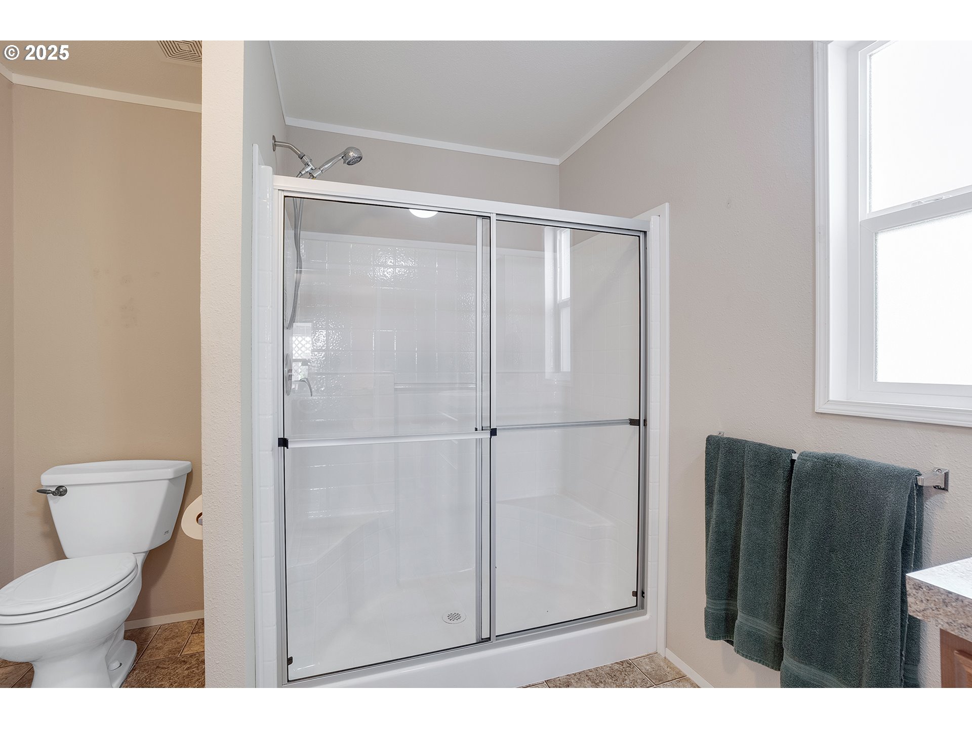 830 N MAIN ST 1, Mt. Angel Unit: 1