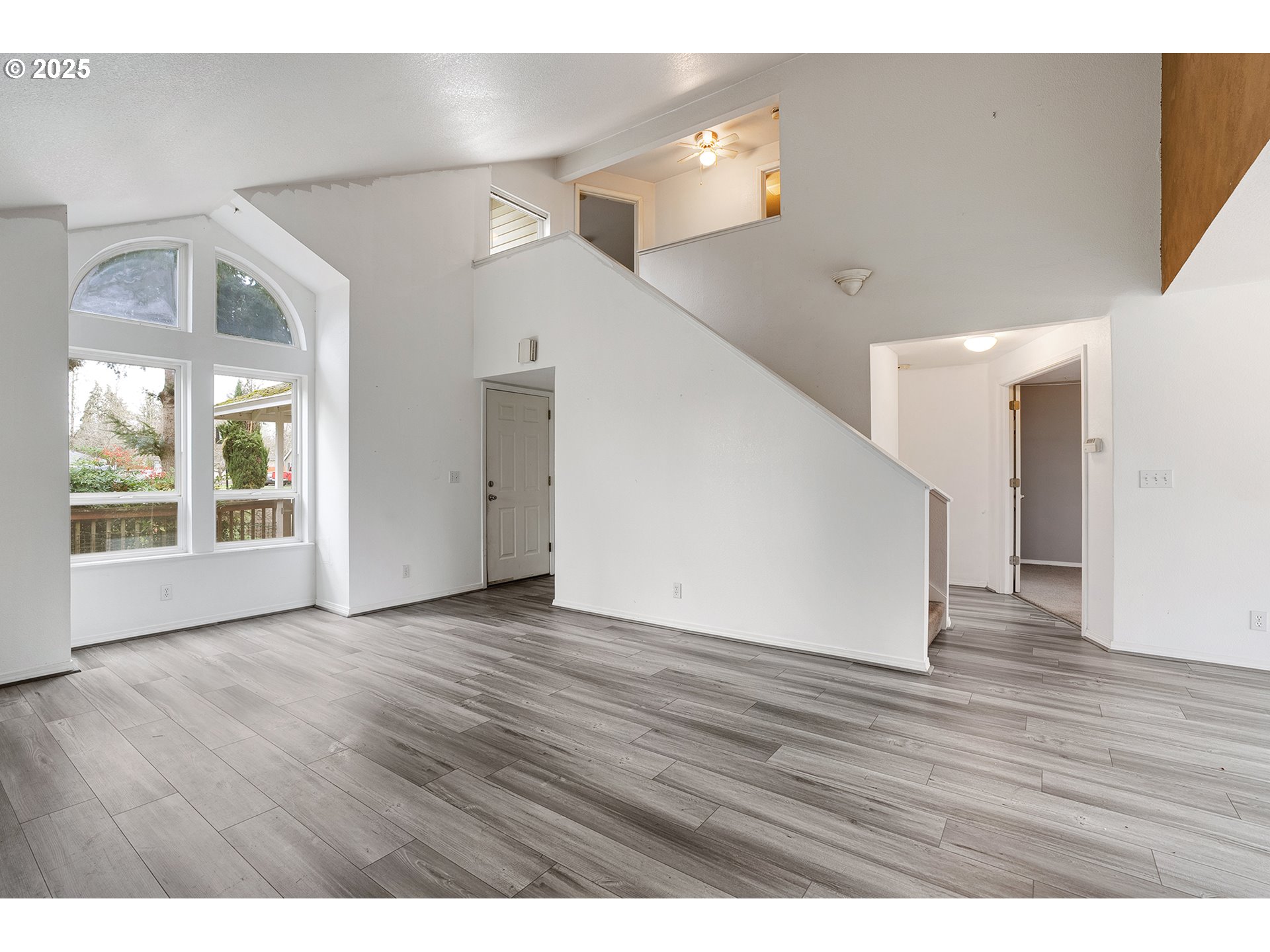 474 HARRIS LN