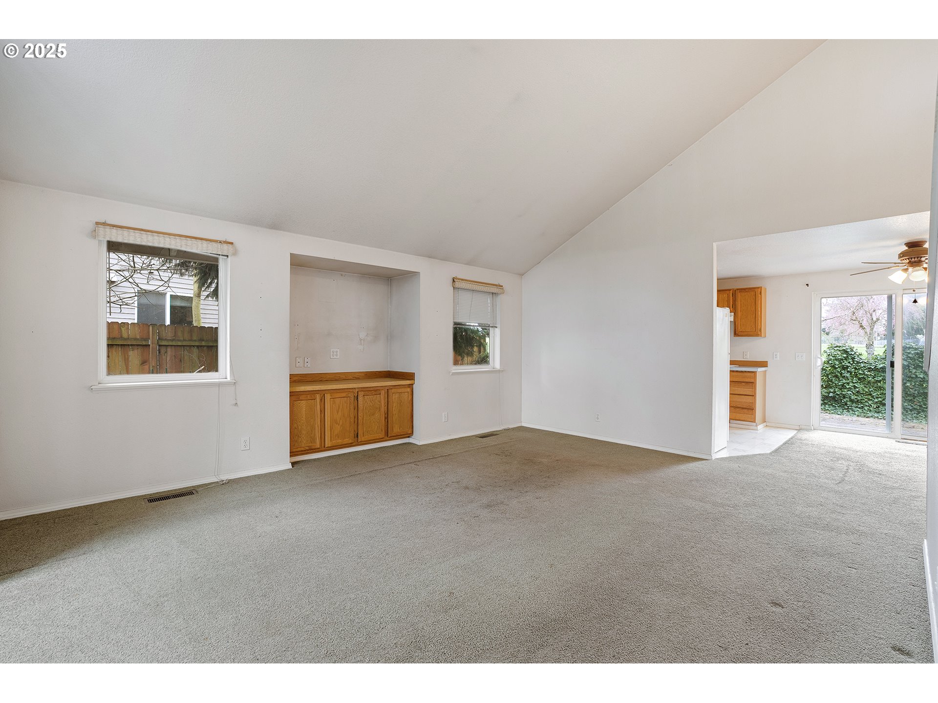 474 HARRIS LN