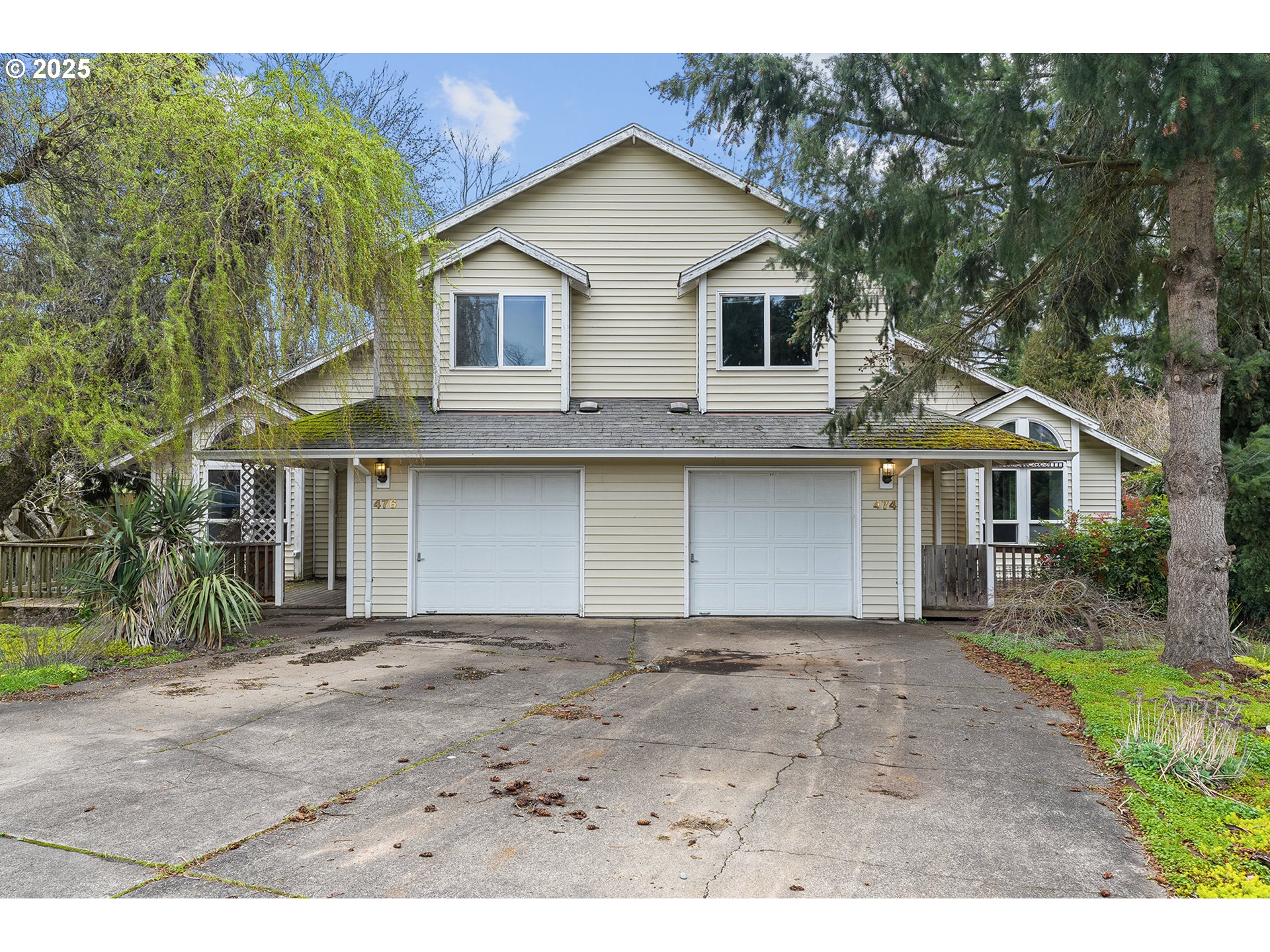 474 HARRIS LN