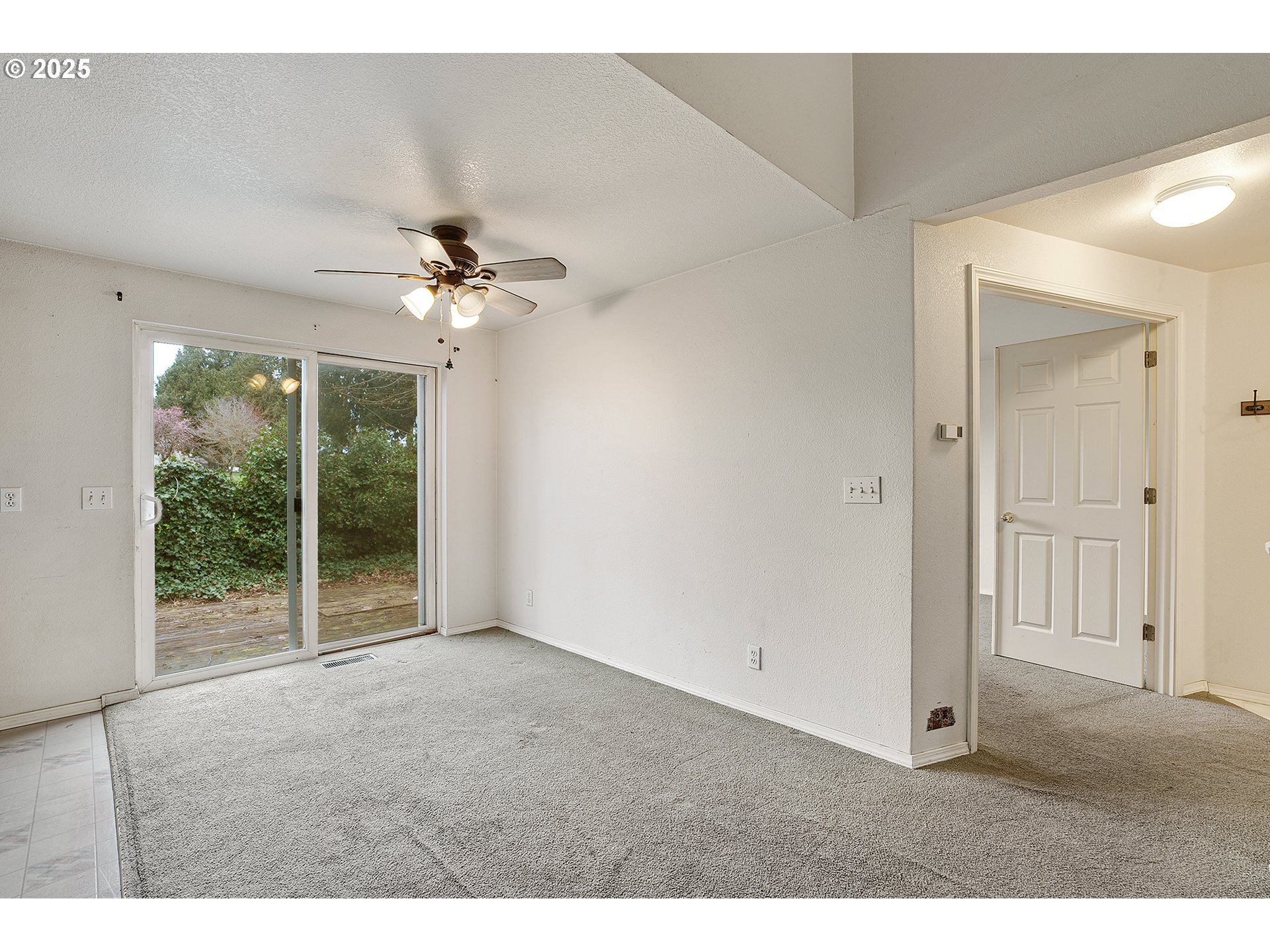474 HARRIS LN
