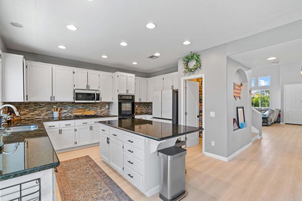 5019 Avocado Park Lane