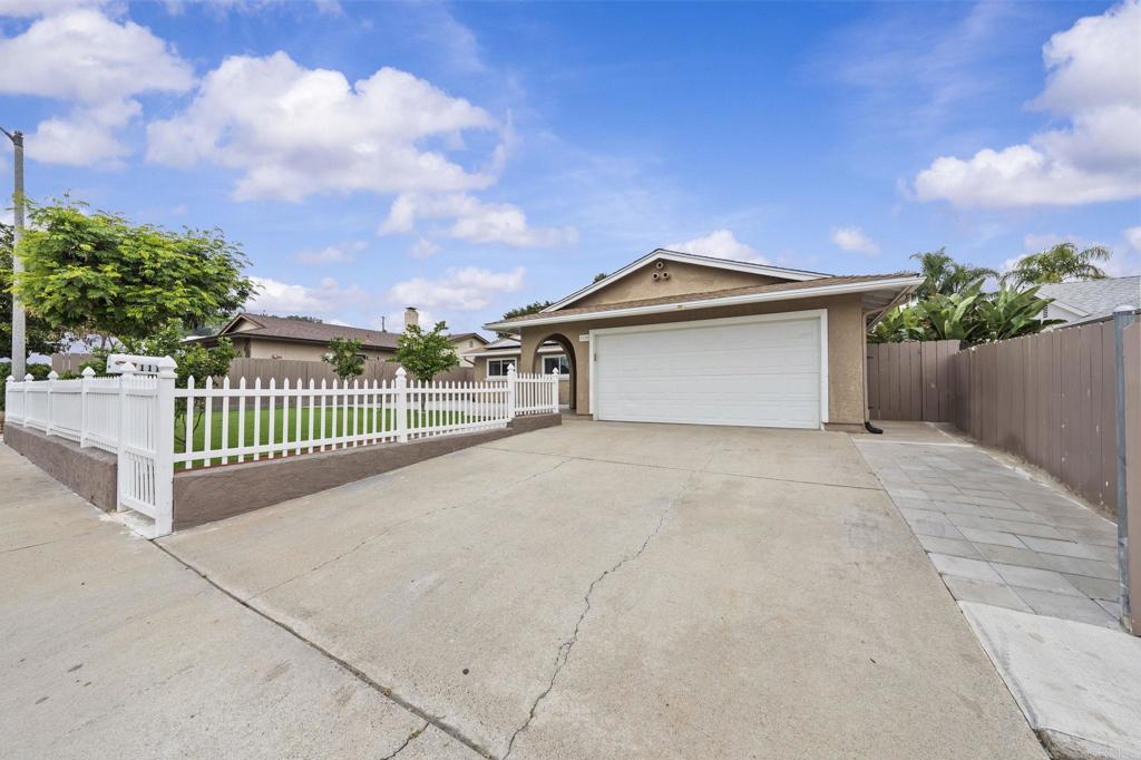 1110 Paula Way