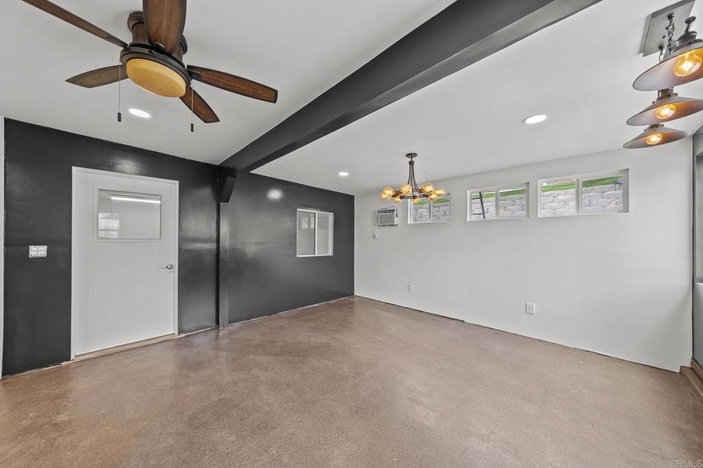 1992 Ensenada Street