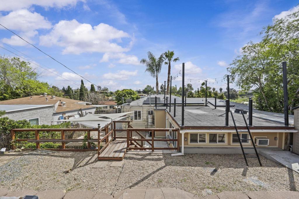 1992 Ensenada Street