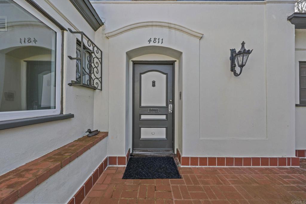 4811 E Alder Drive