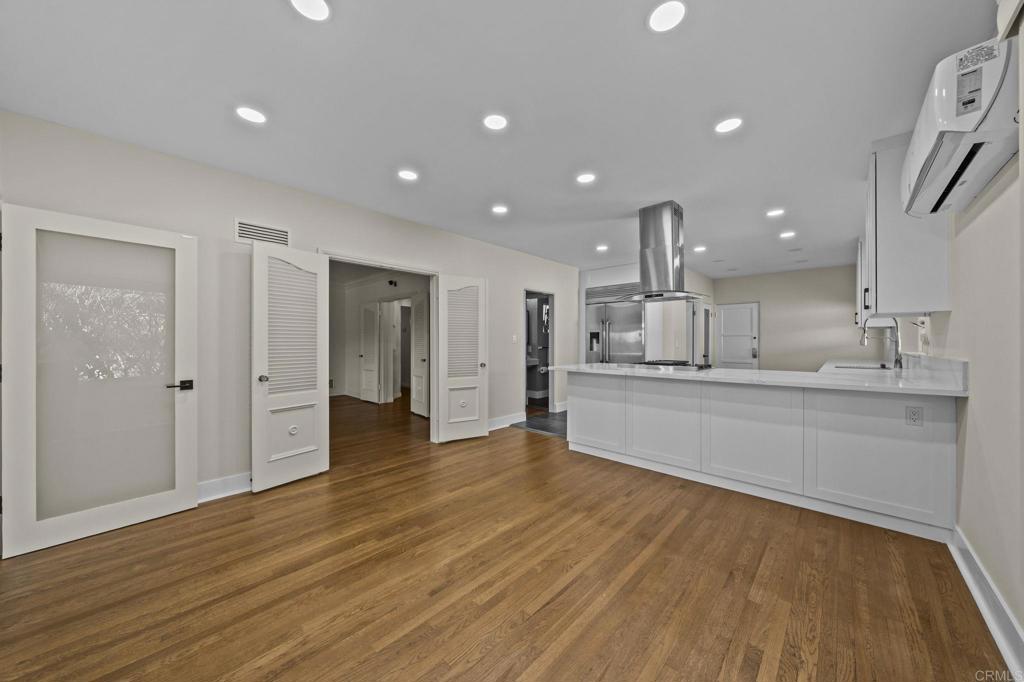 4811 E Alder Drive