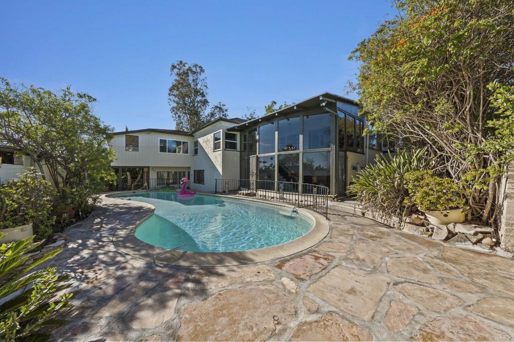 4811 E Alder Drive