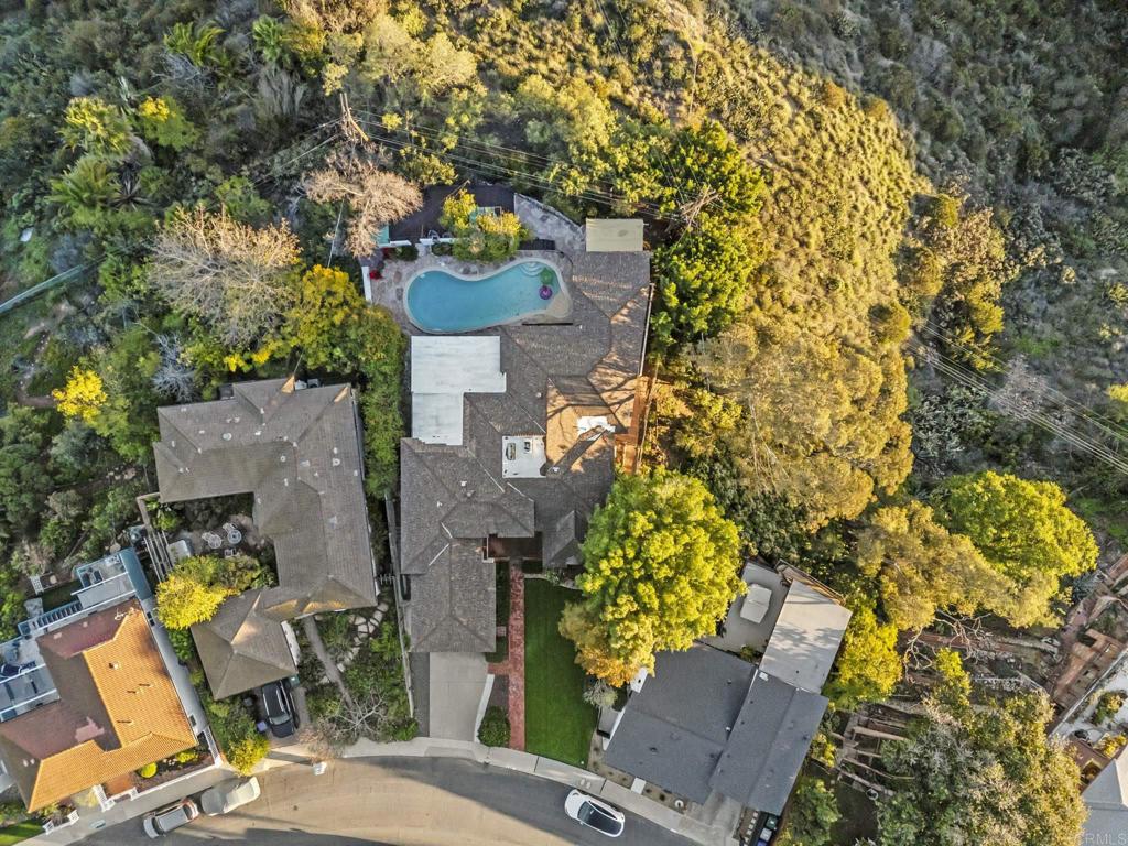 4811 E Alder Drive