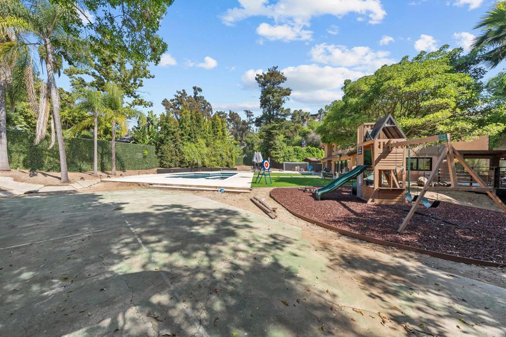 20 Lake Helix Drive