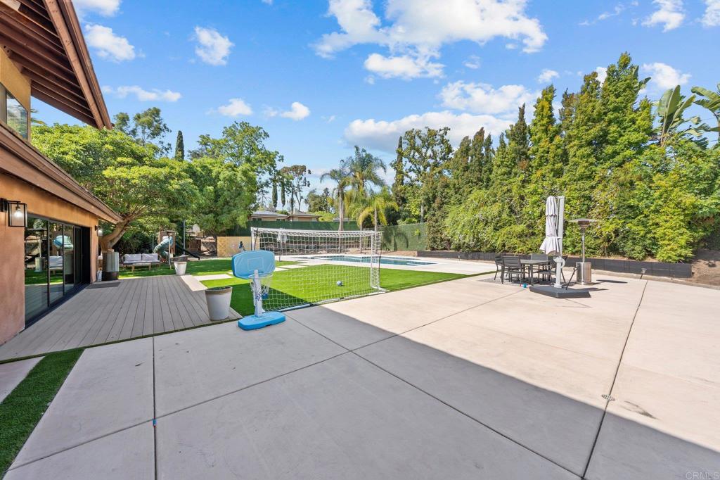 20 Lake Helix Drive