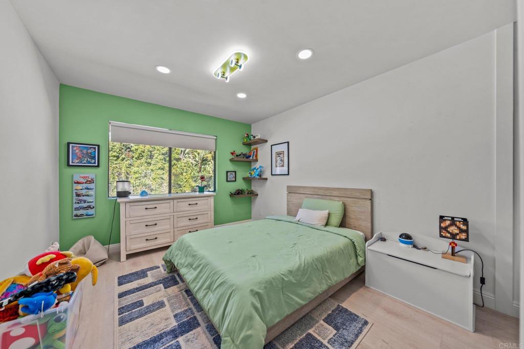 20 Lake Helix Drive