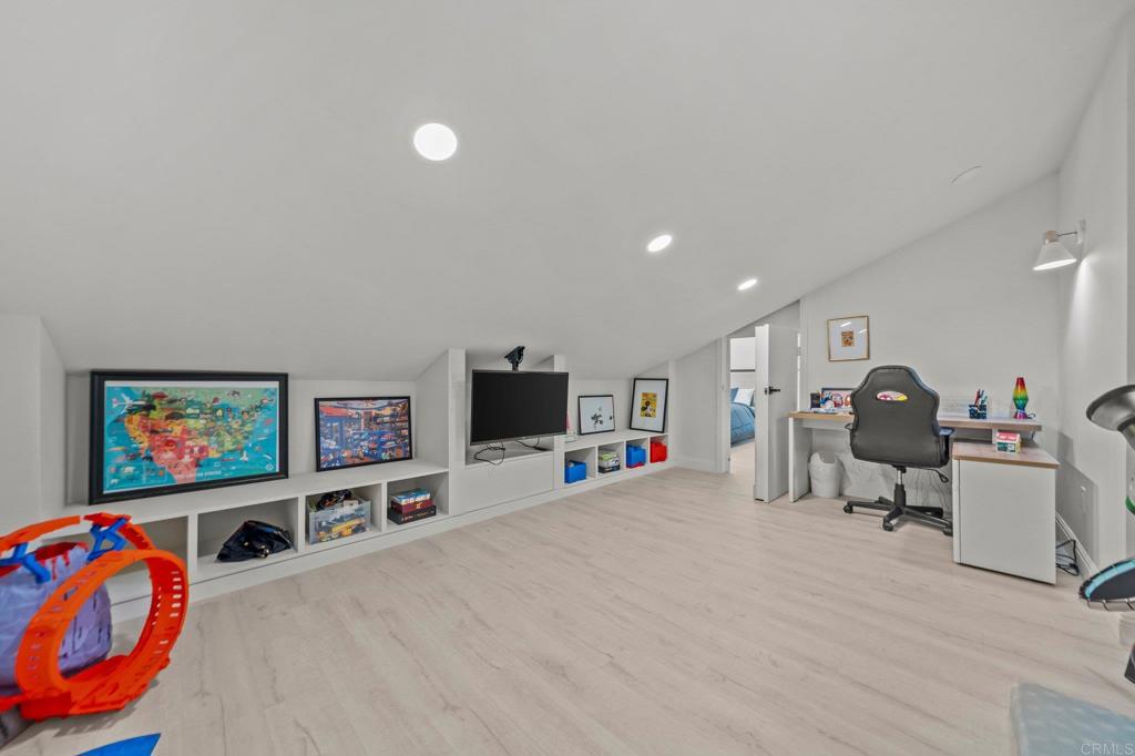 20 Lake Helix Drive