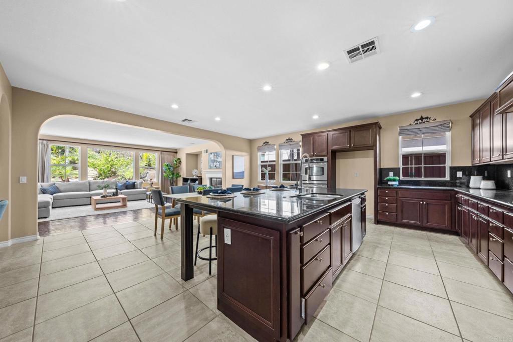 1022 Straightaway Court