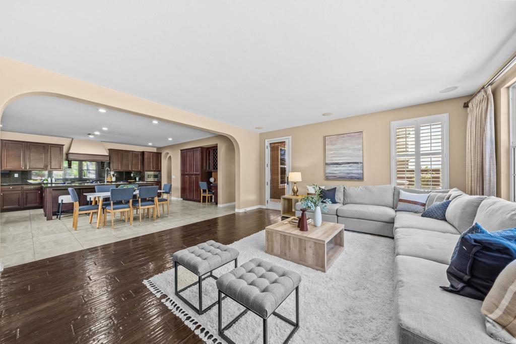 1022 Straightaway Court