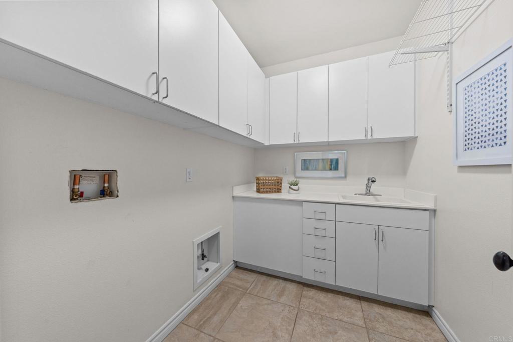 1022 Straightaway Court