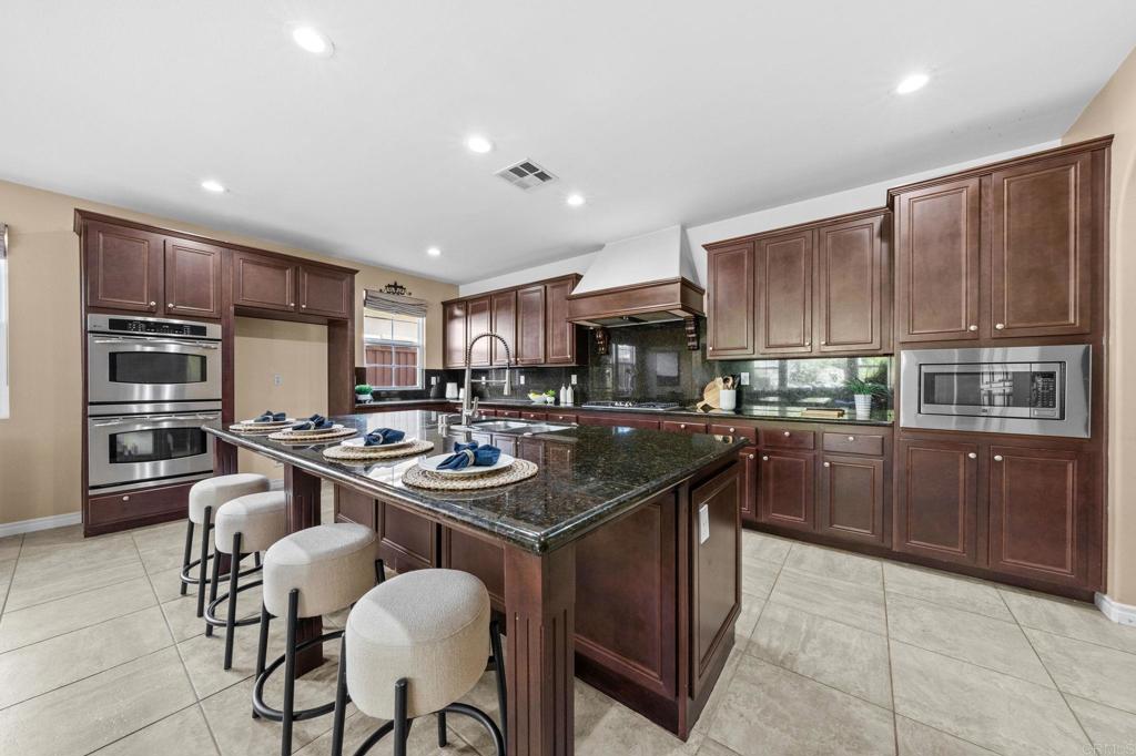 1022 Straightaway Court