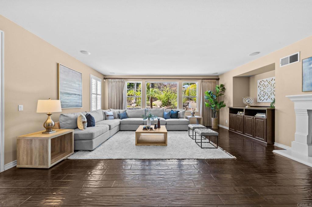 1022 Straightaway Court