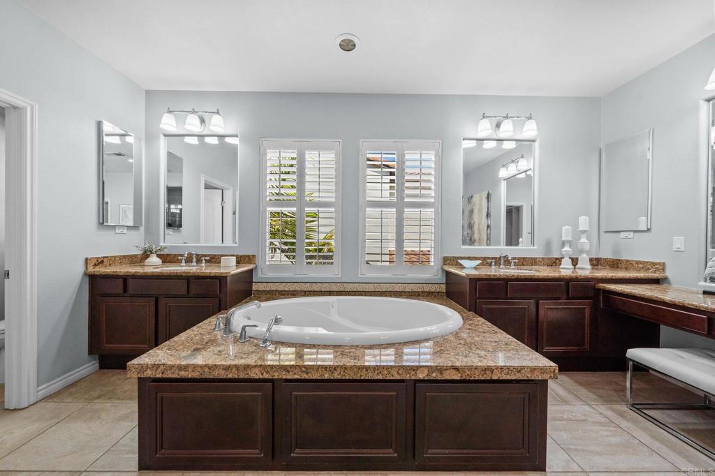 1022 Straightaway Court