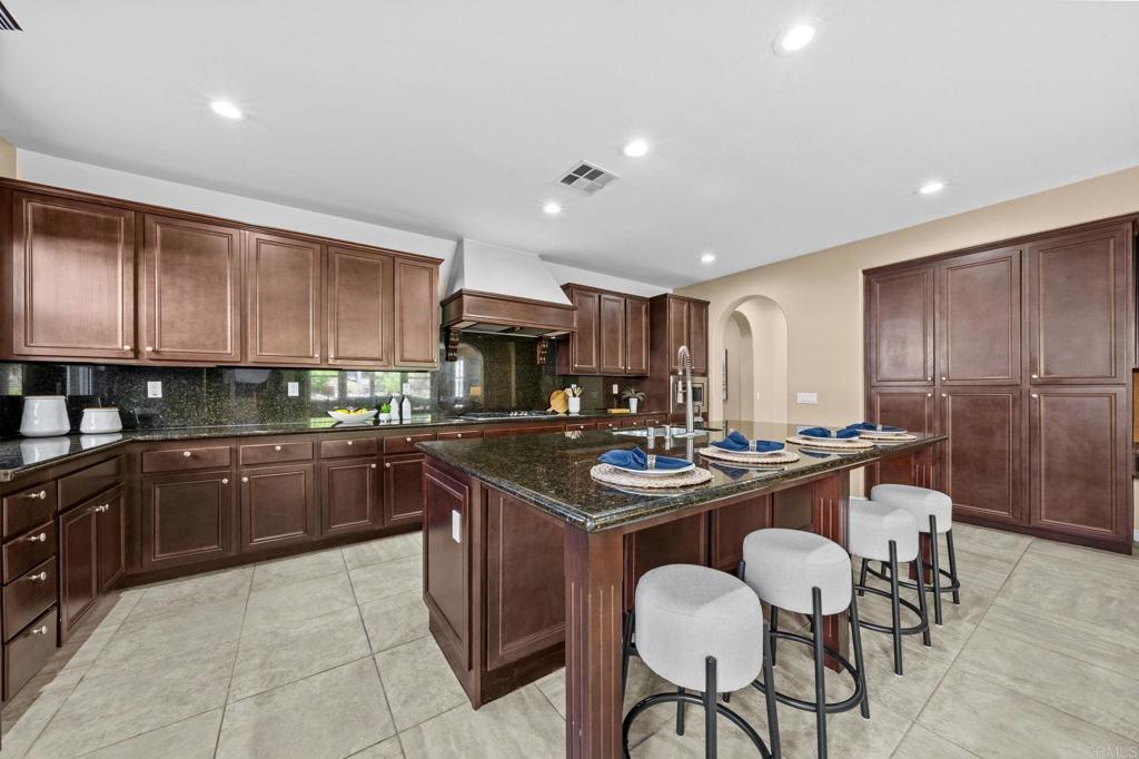 1022 Straightaway Court