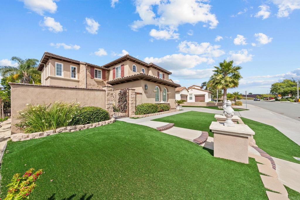 1022 Straightaway Court