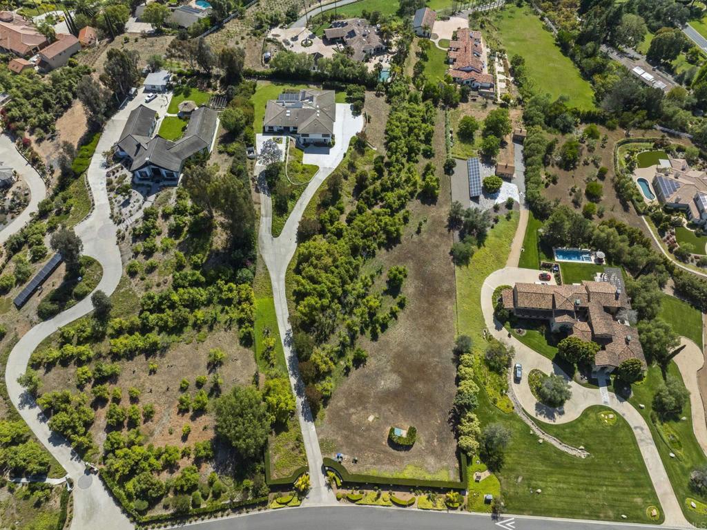 19 Gateview Drive