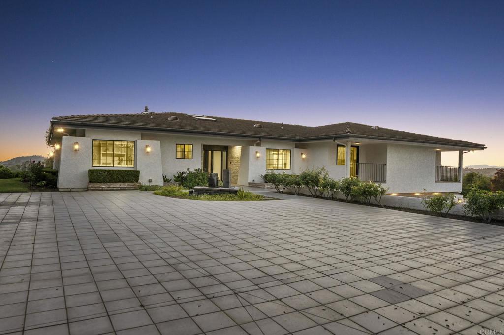 19 Gateview Drive