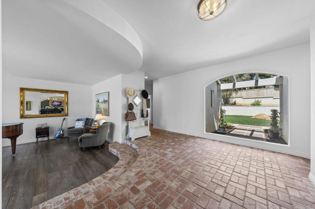 1929 Quail View Drive
