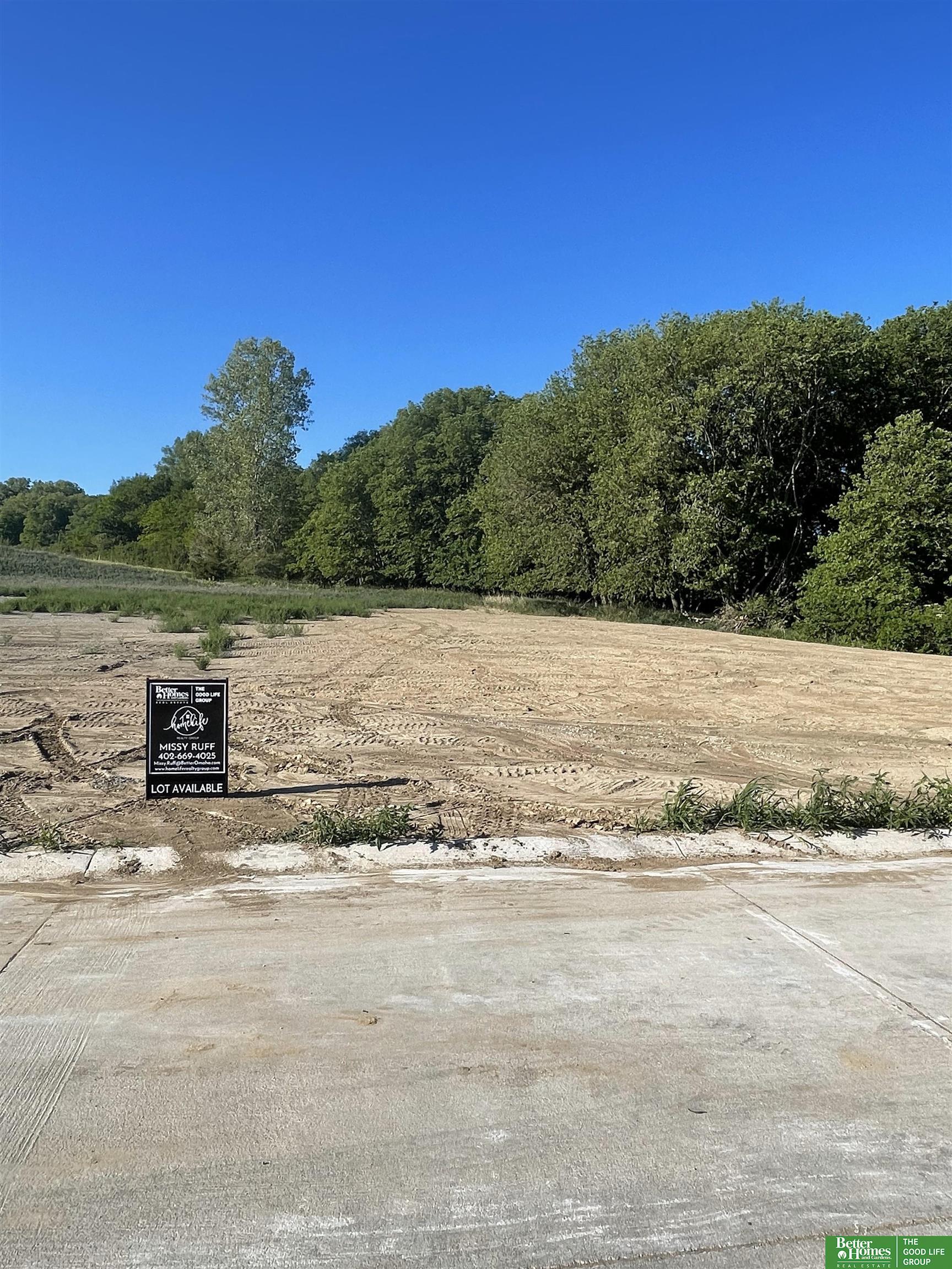 22005 Hackberry Circle