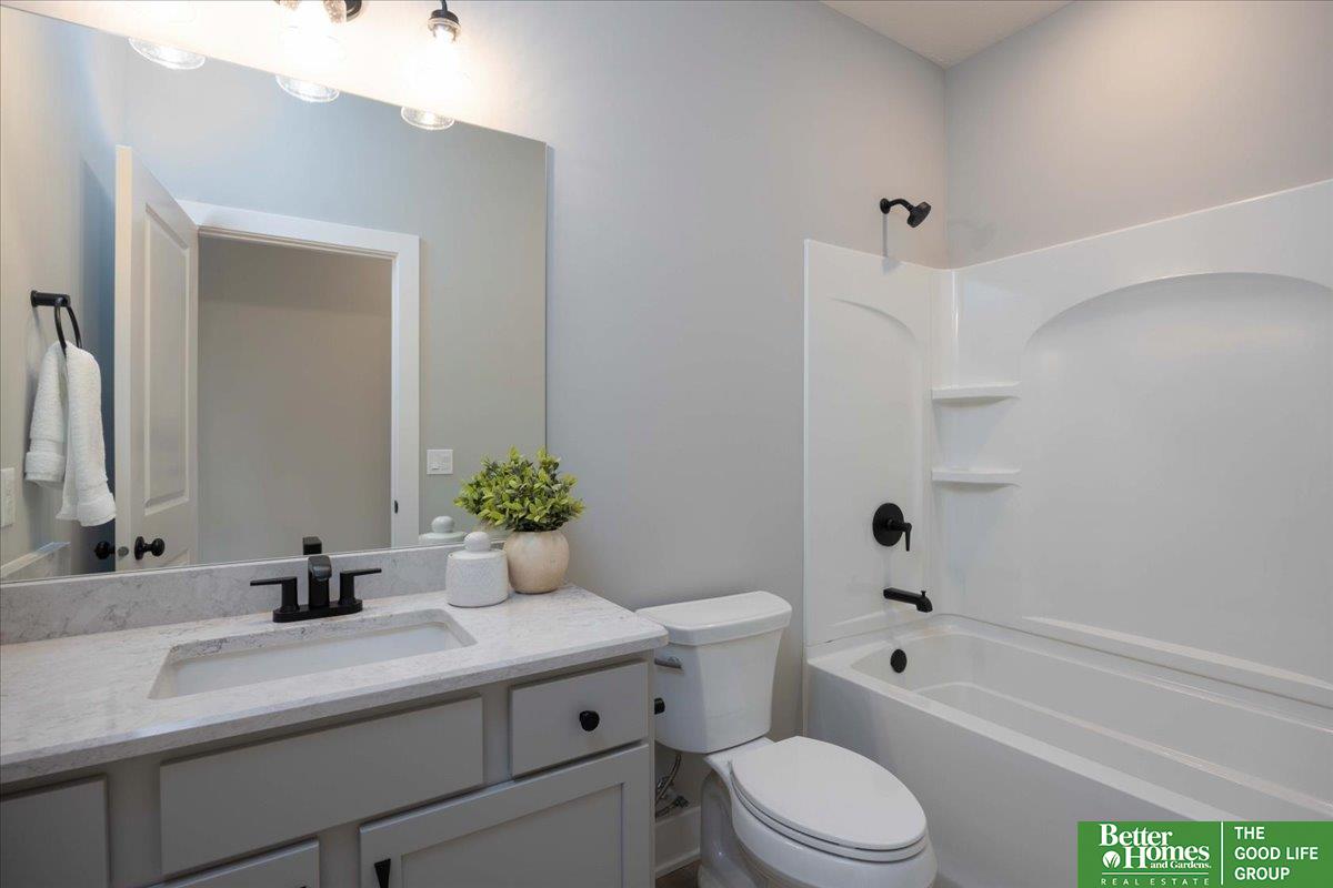 11623 S 189th Street