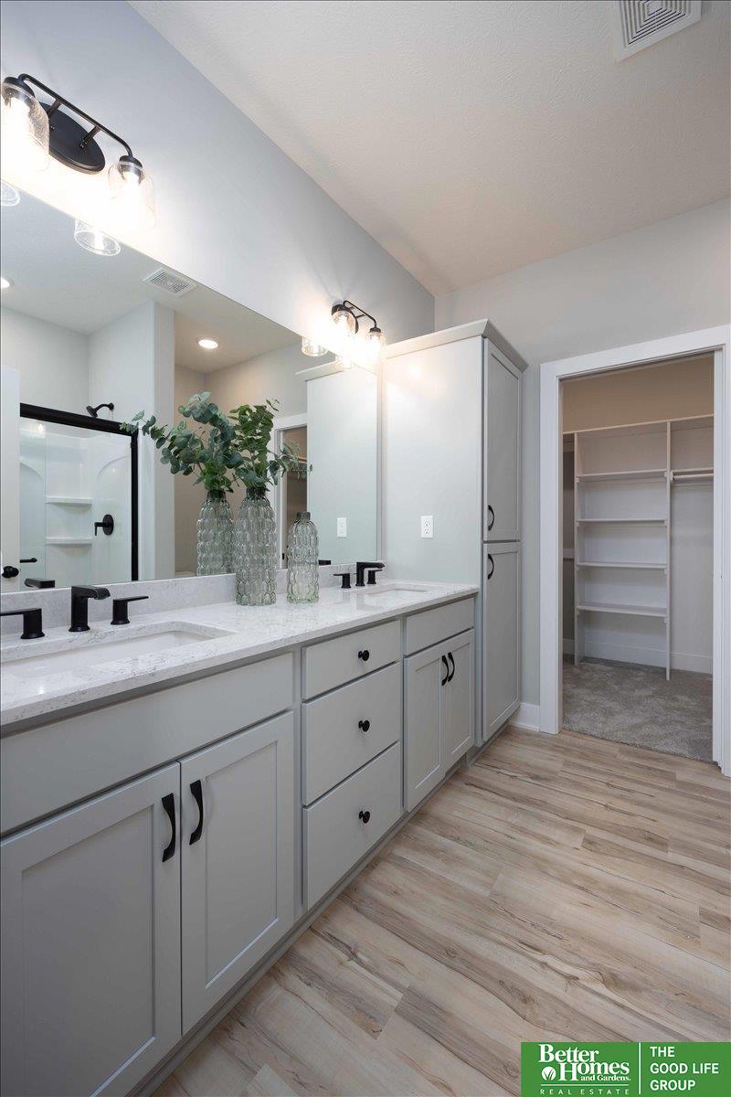 11623 S 189th Street