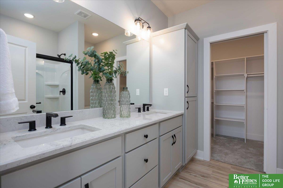 11623 S 189th Street