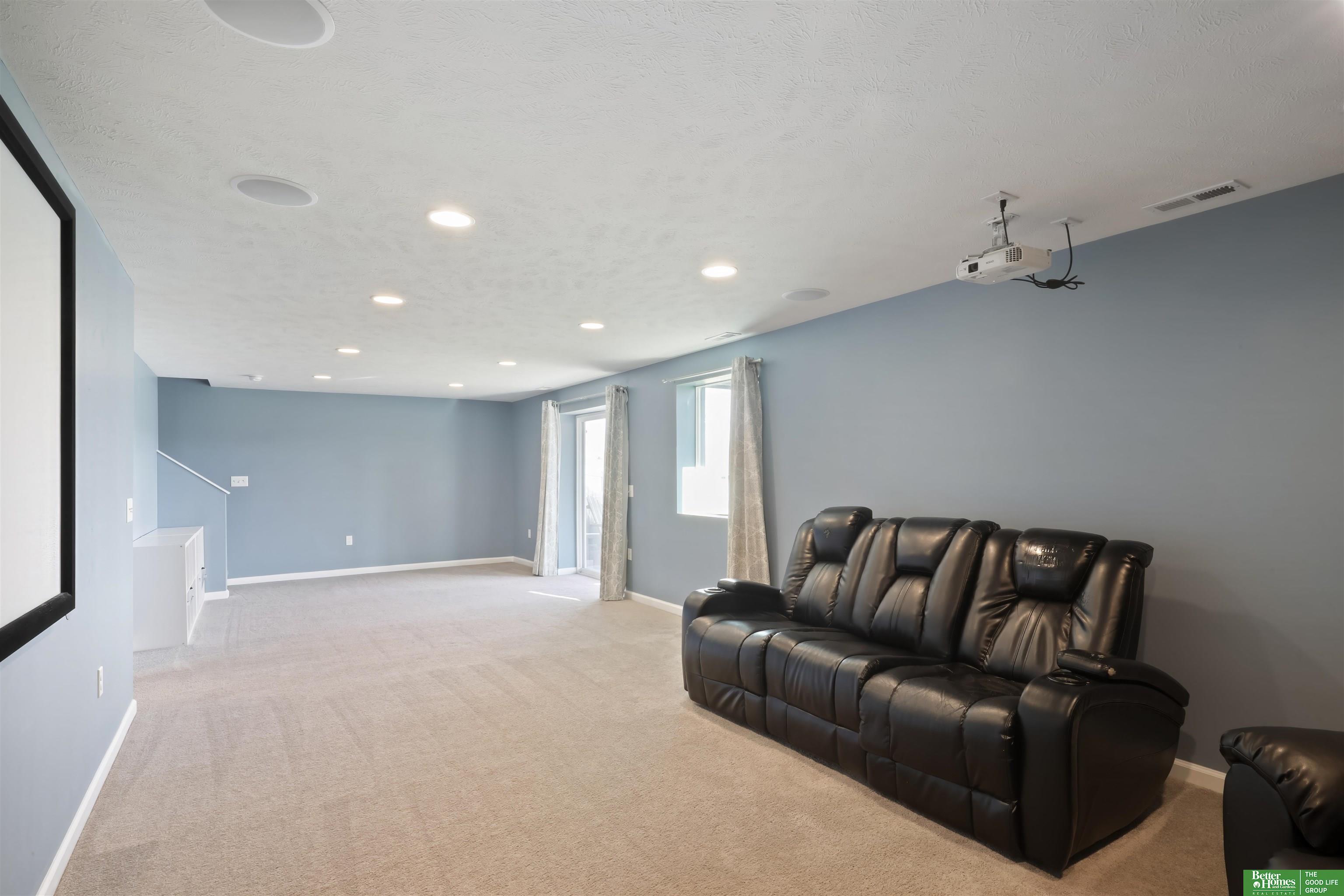 21407 McClellan Circle