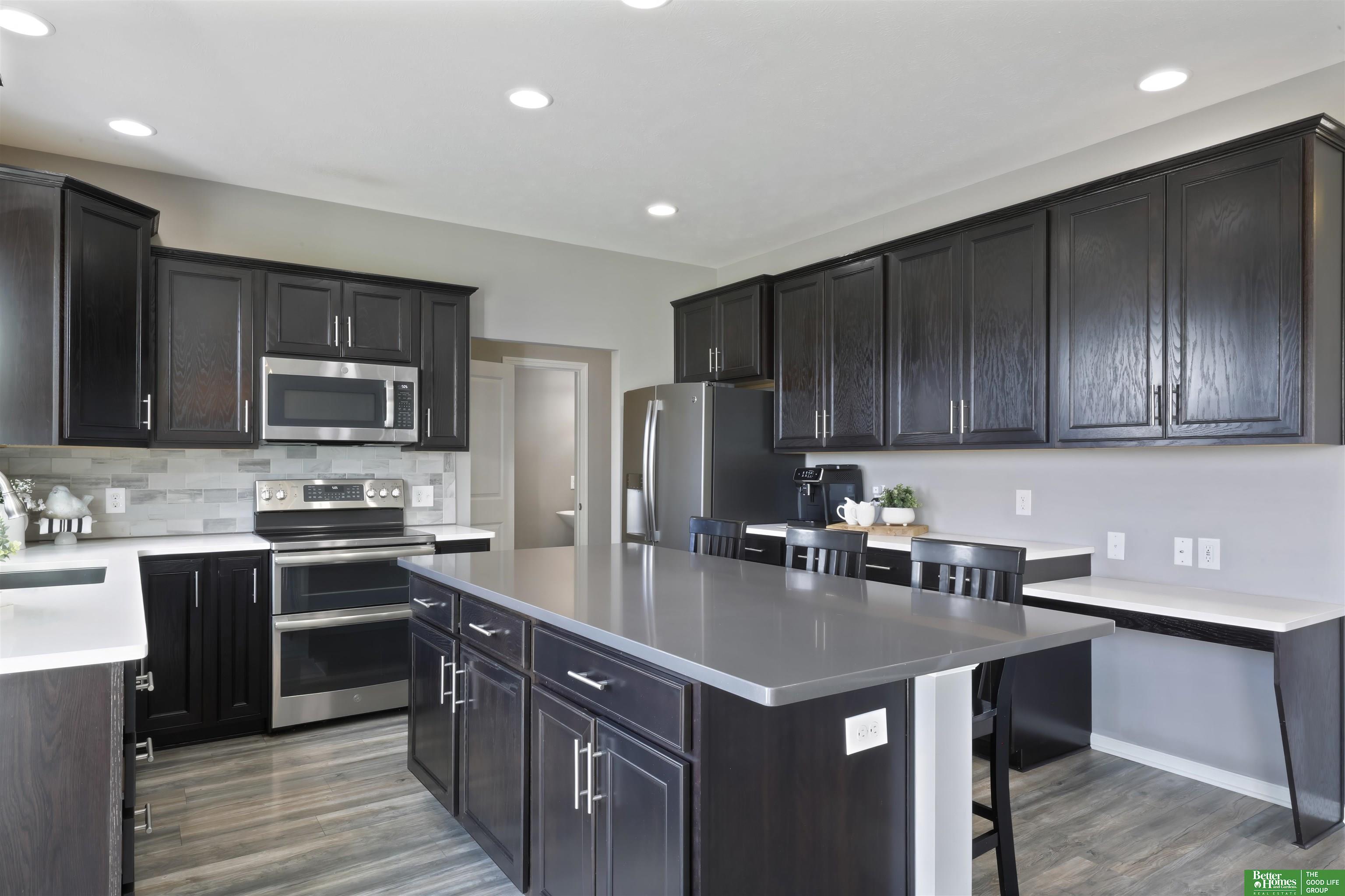 21407 McClellan Circle