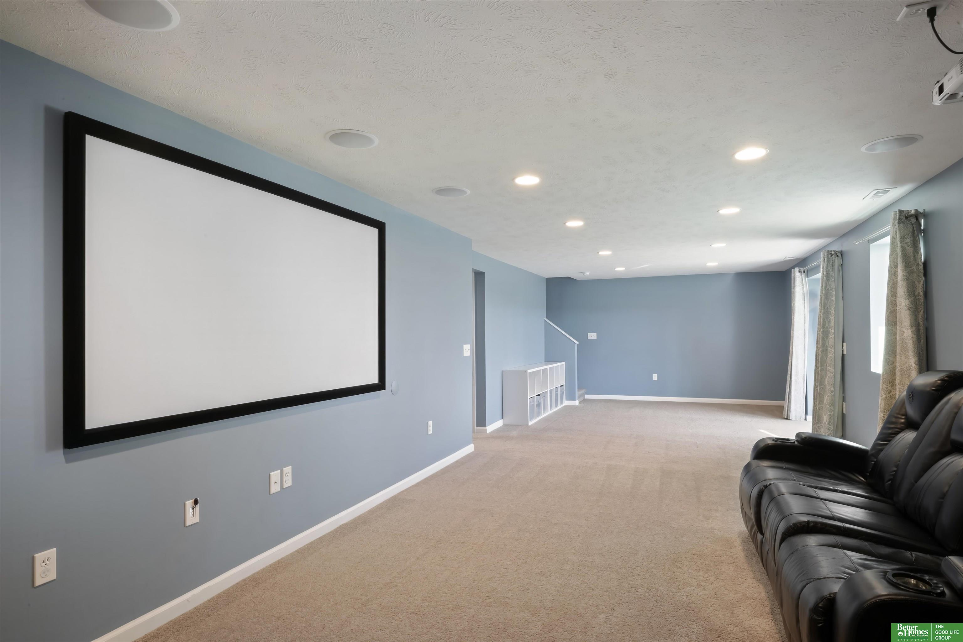 21407 McClellan Circle