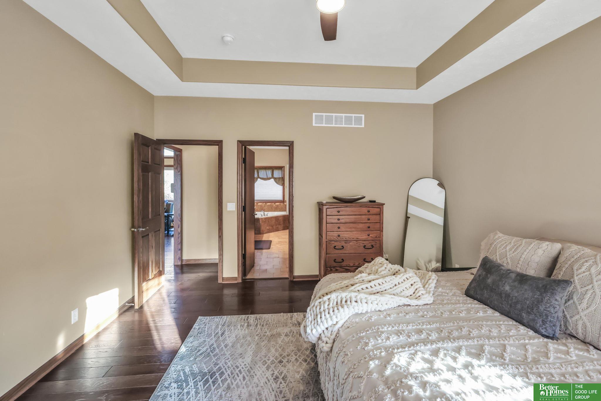 11619 S 198th Street