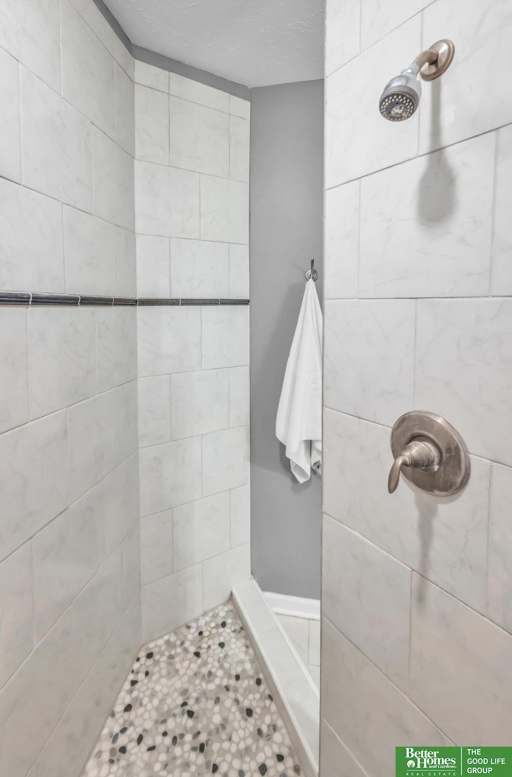 11619 S 198th Street