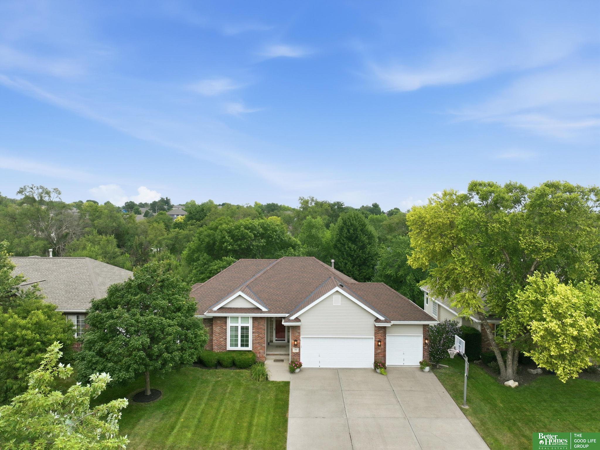 7111 S 167th Circle