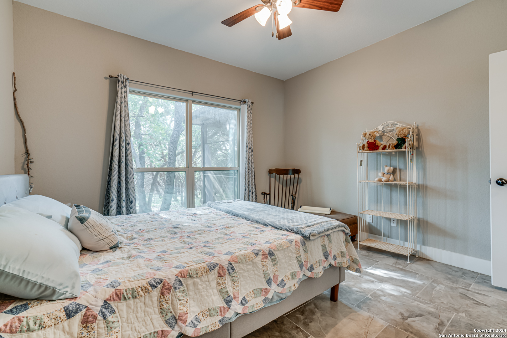 1025 Persimmon Pass
