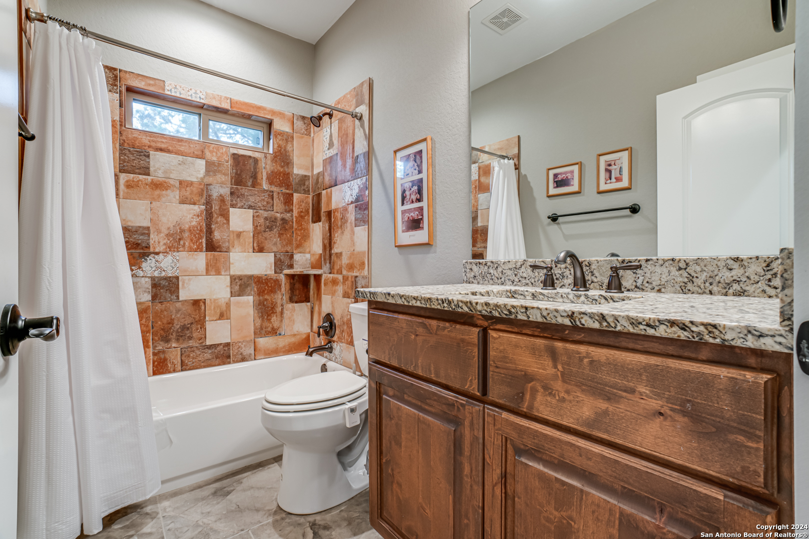 1025 Persimmon Pass