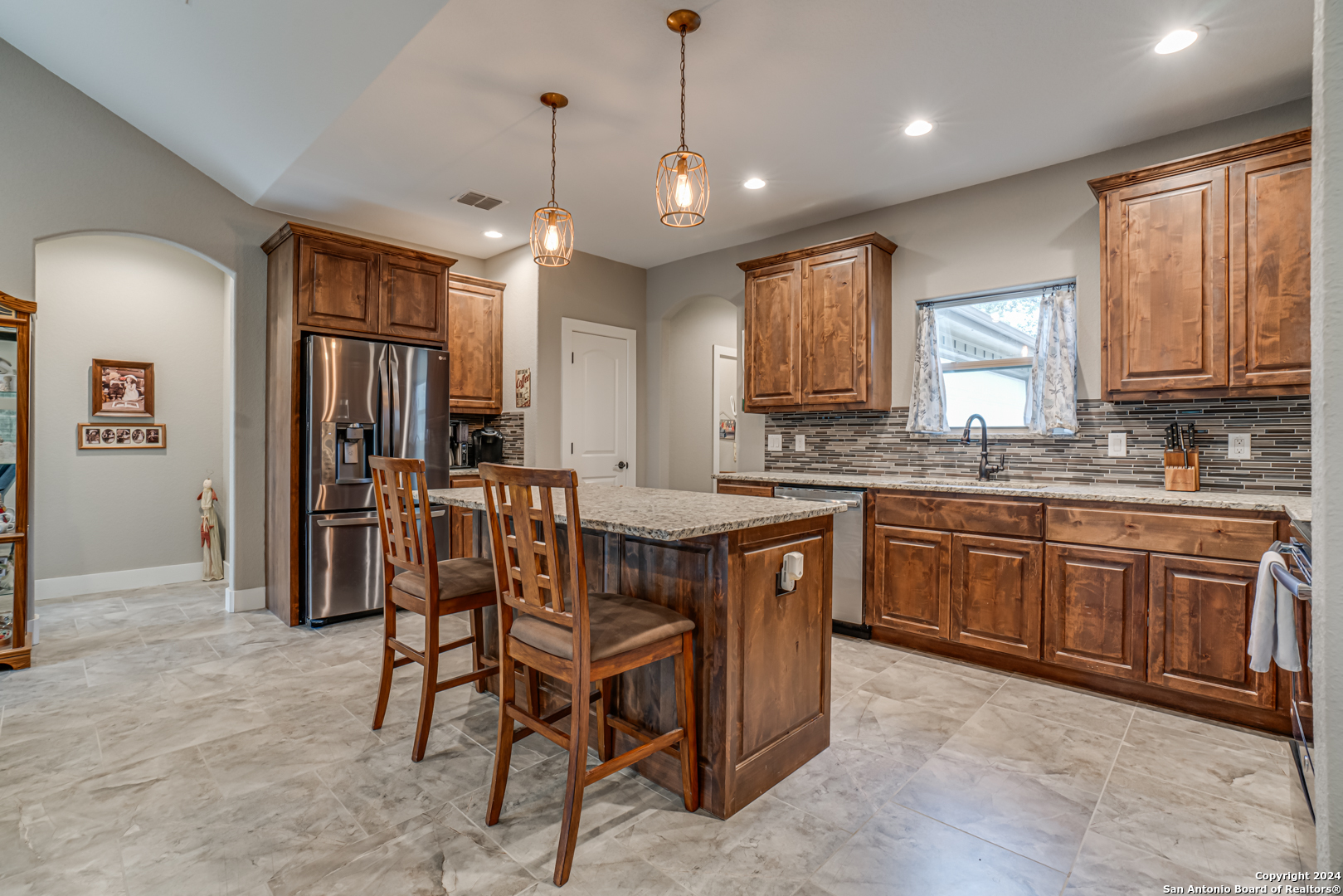 1025 Persimmon Pass