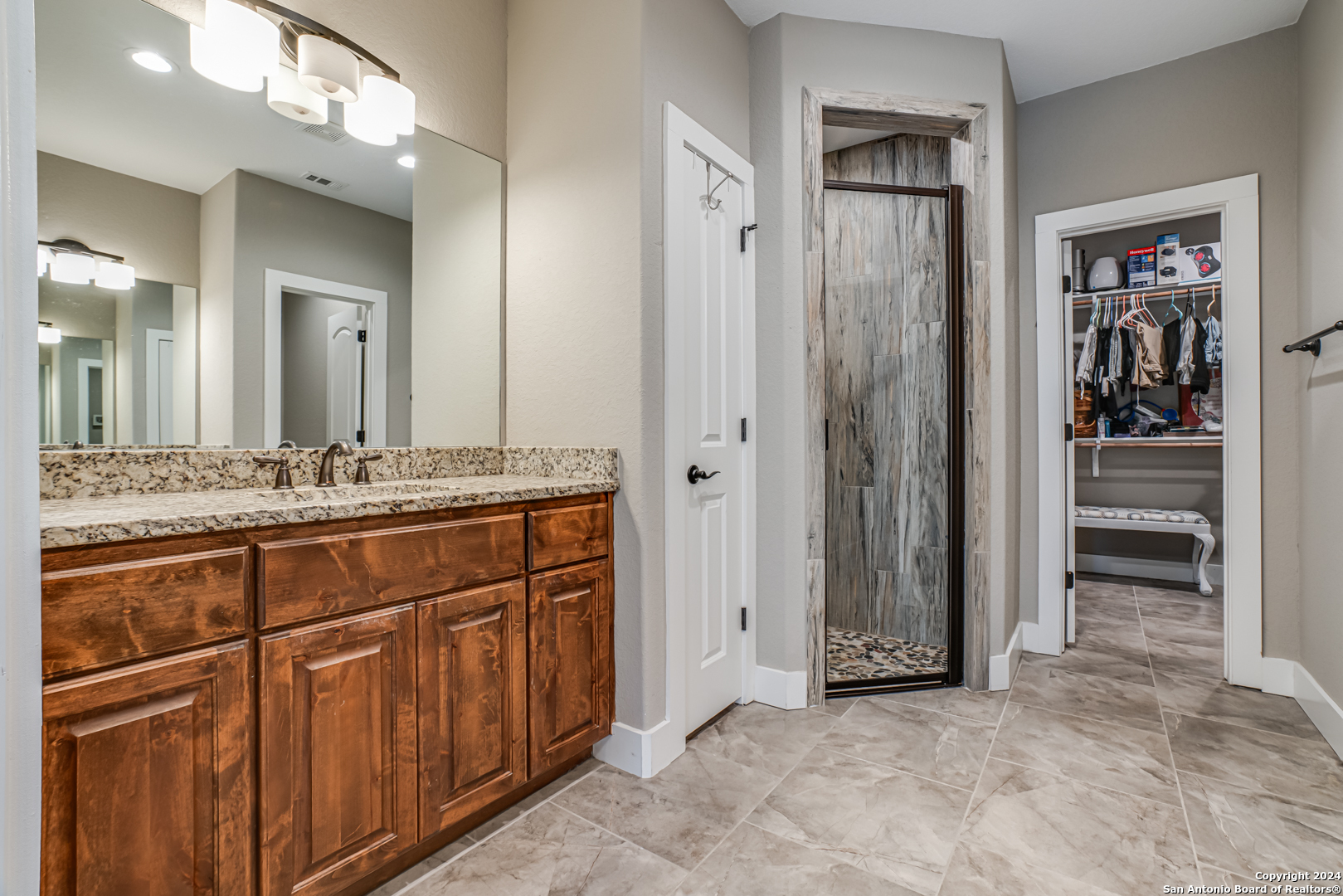 1025 Persimmon Pass
