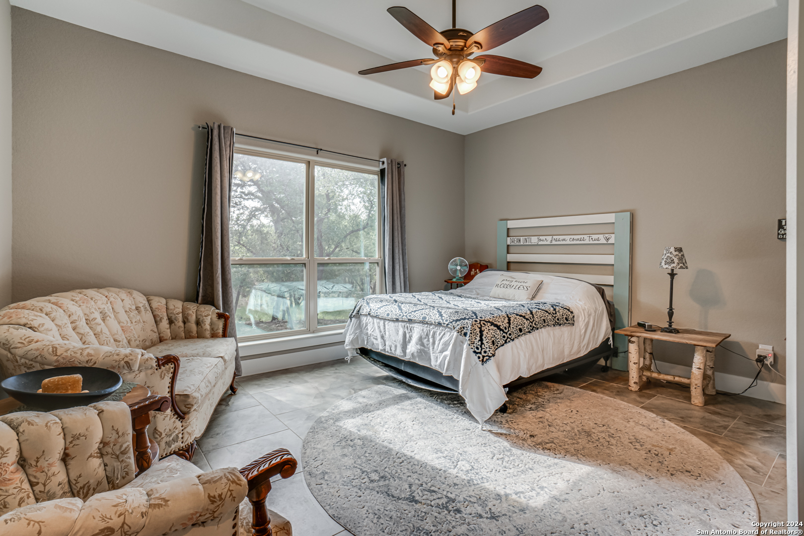 1025 Persimmon Pass