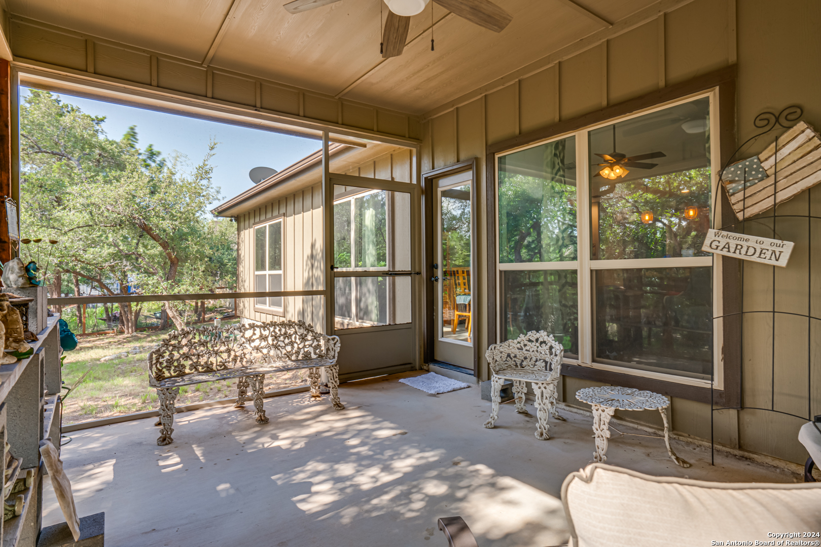 1025 Persimmon Pass